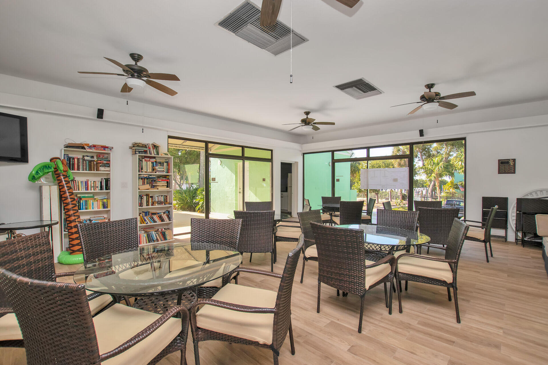 98381 Windward Avenue Property Photo 44