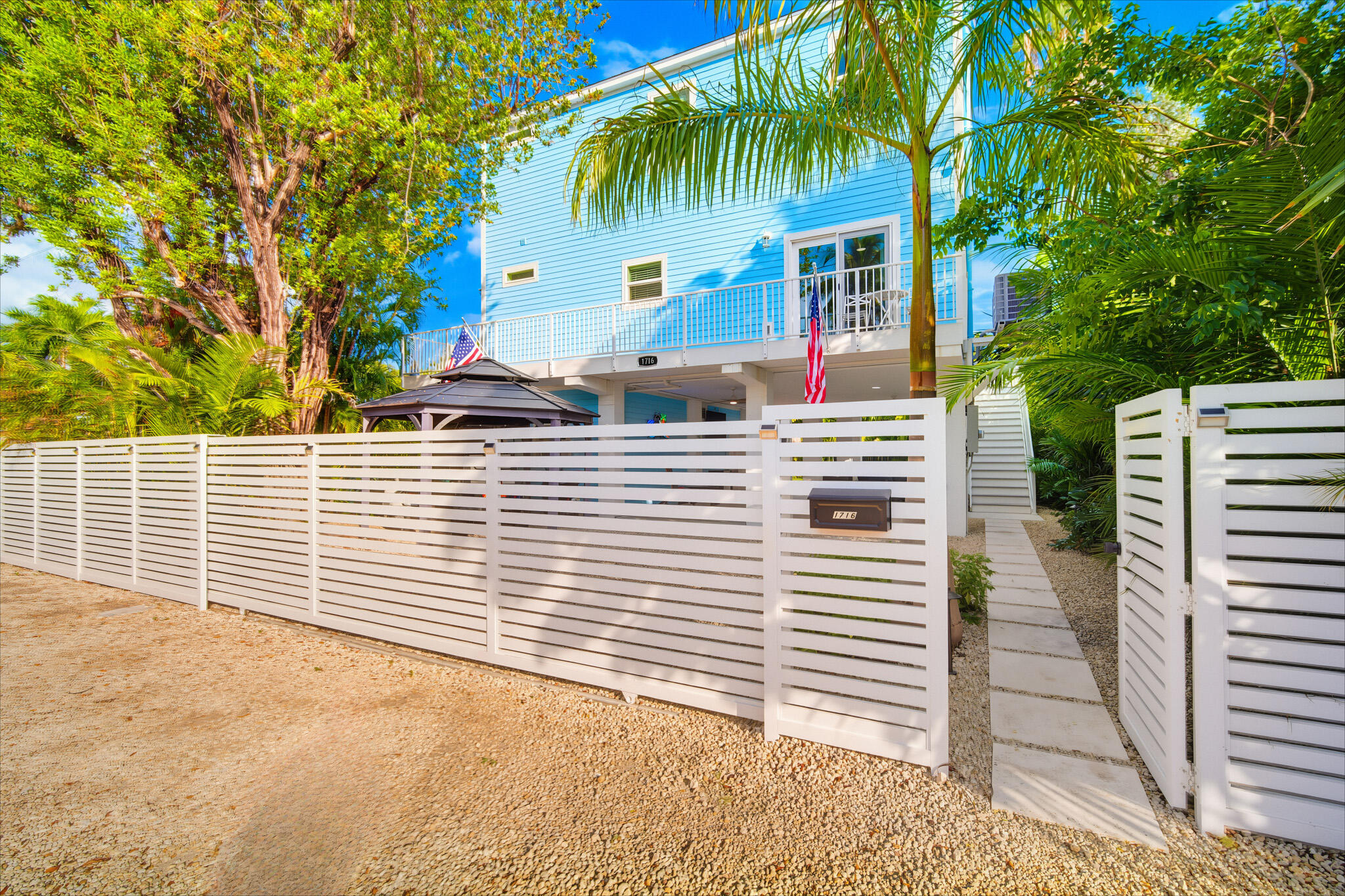1716 Laird Street Property Photo 7