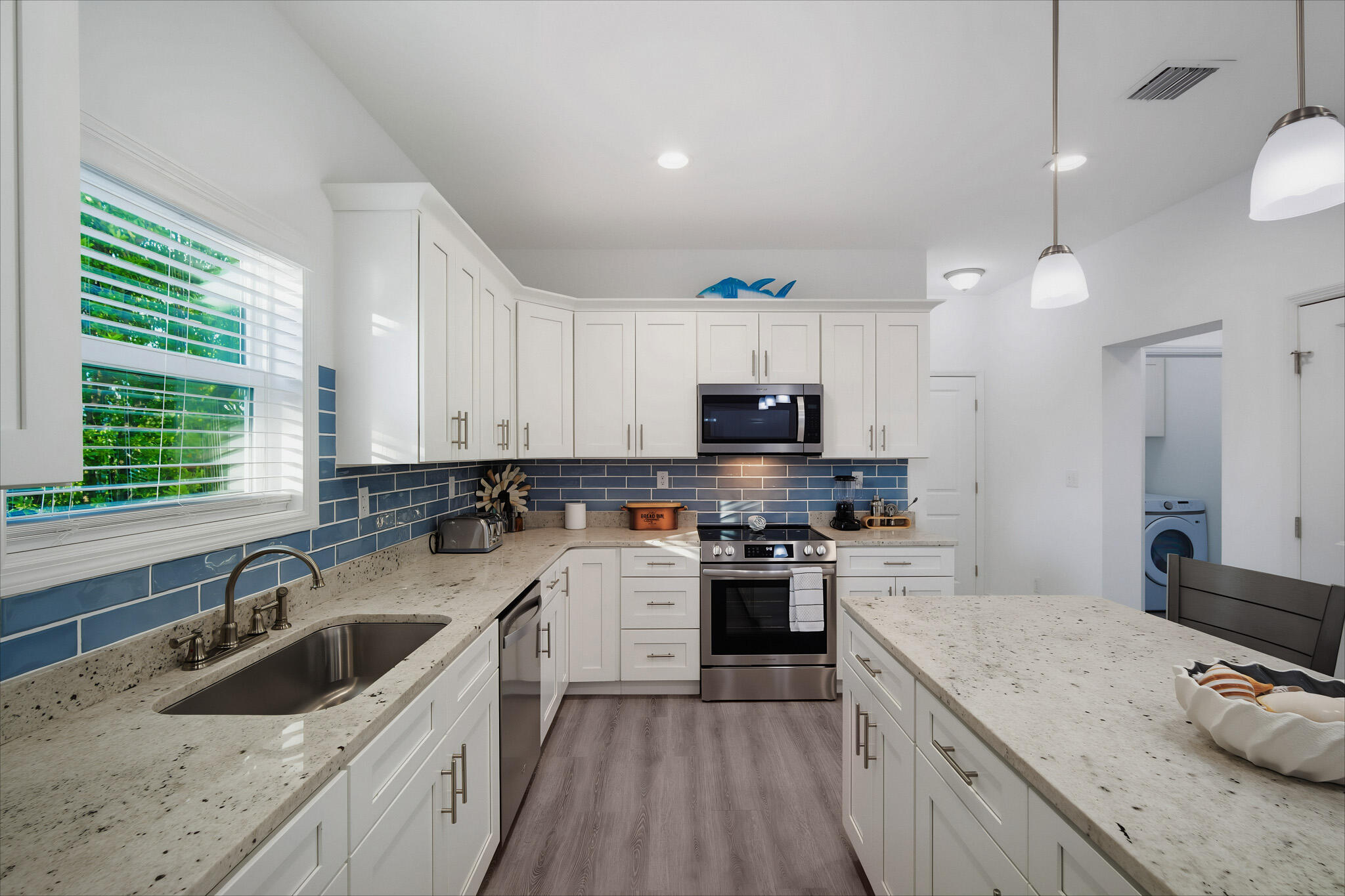 1716 Laird Street Property Photo 34