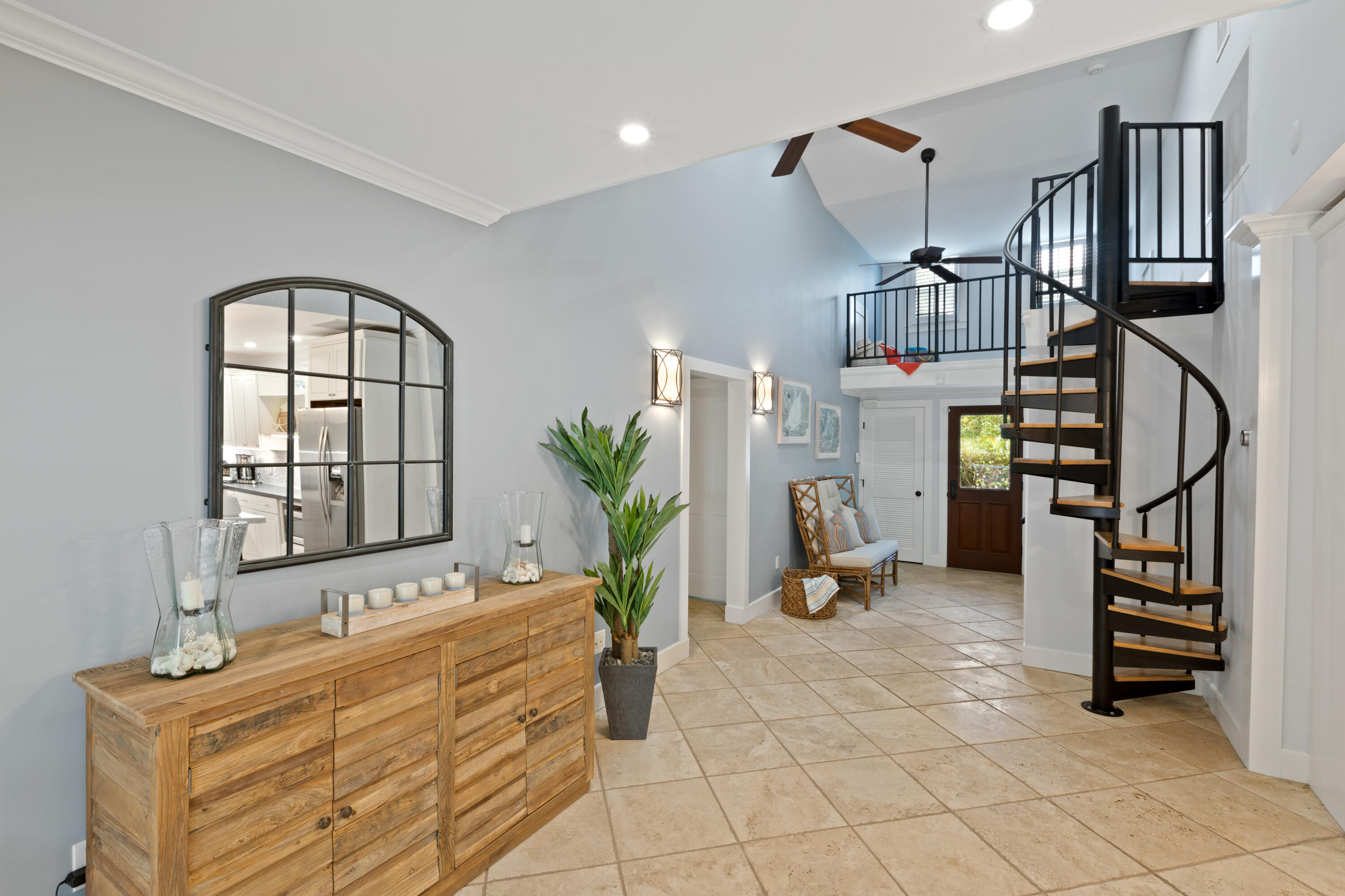 1212 Olivia Street Property Photo 5