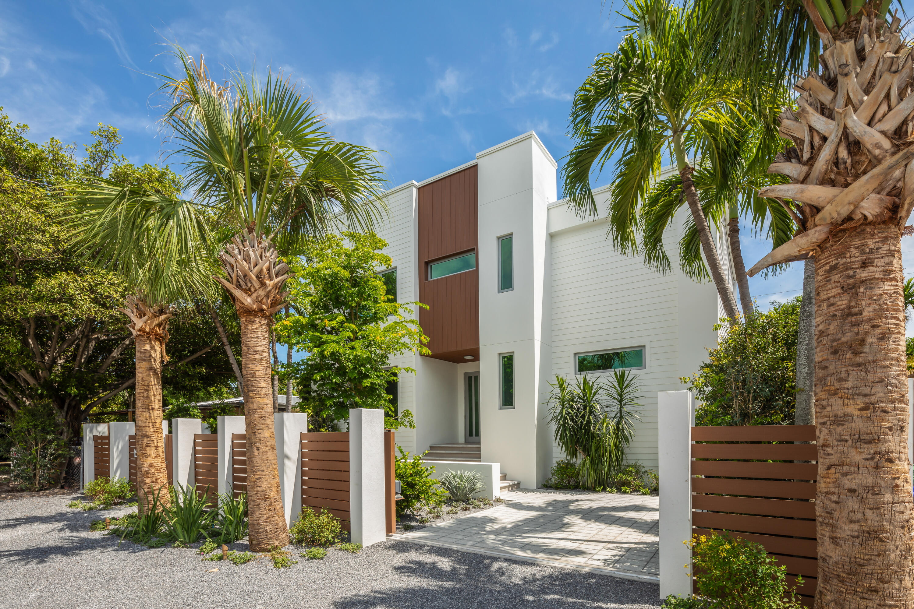1614 Washington Street Property Photo 2
