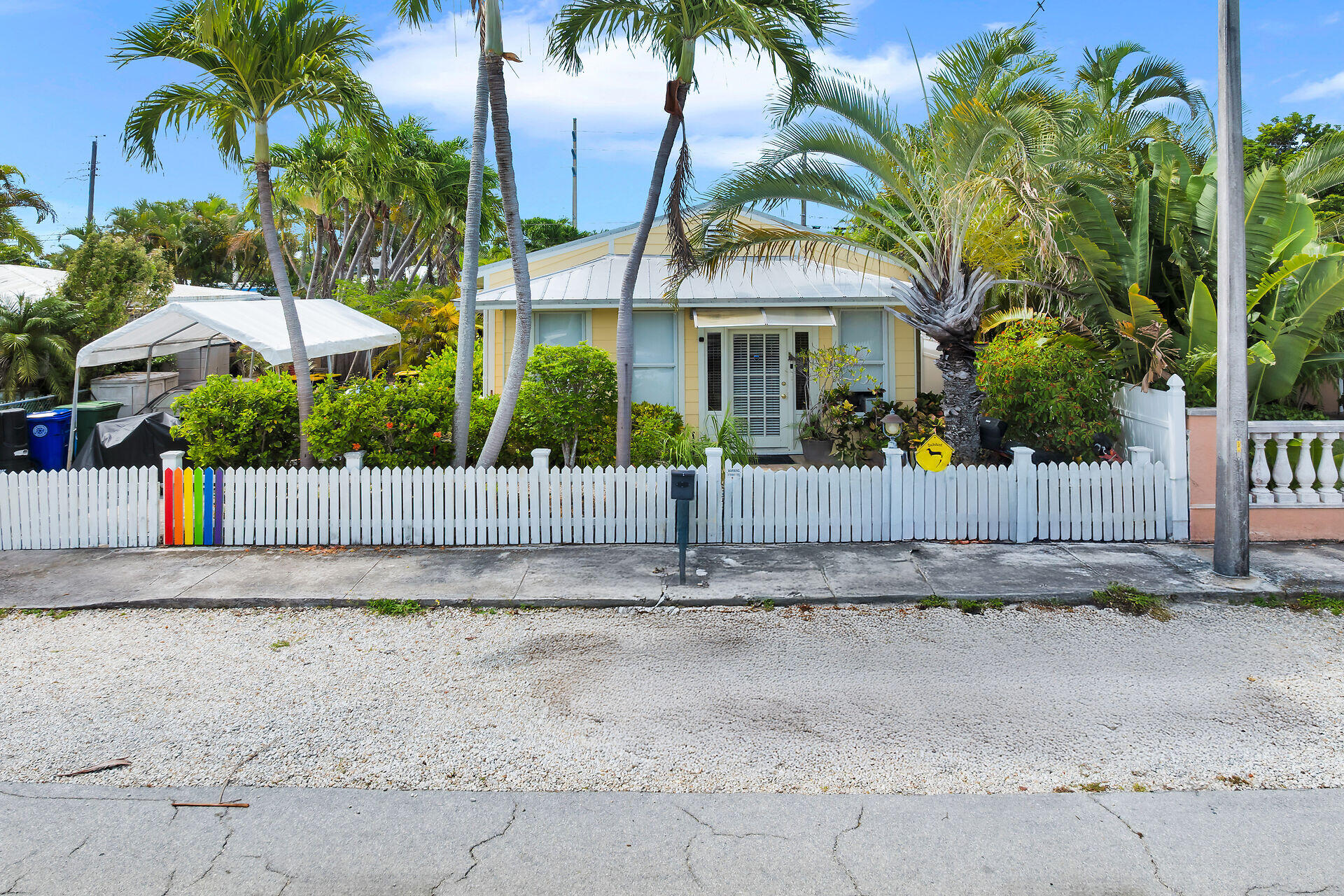 2506 Seidenberg Avenue Property Photo 1