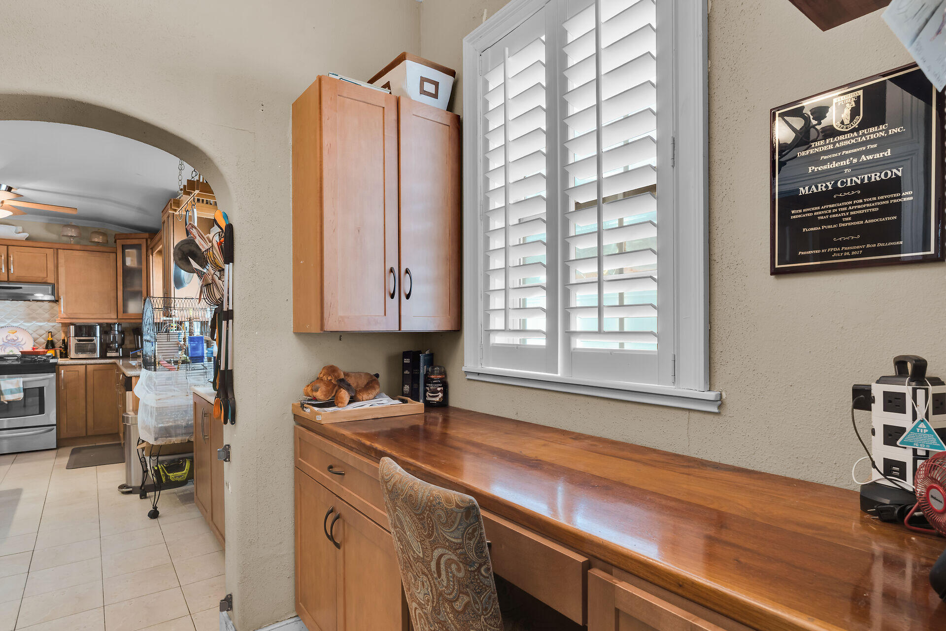 2506 Seidenberg Avenue Property Photo 14