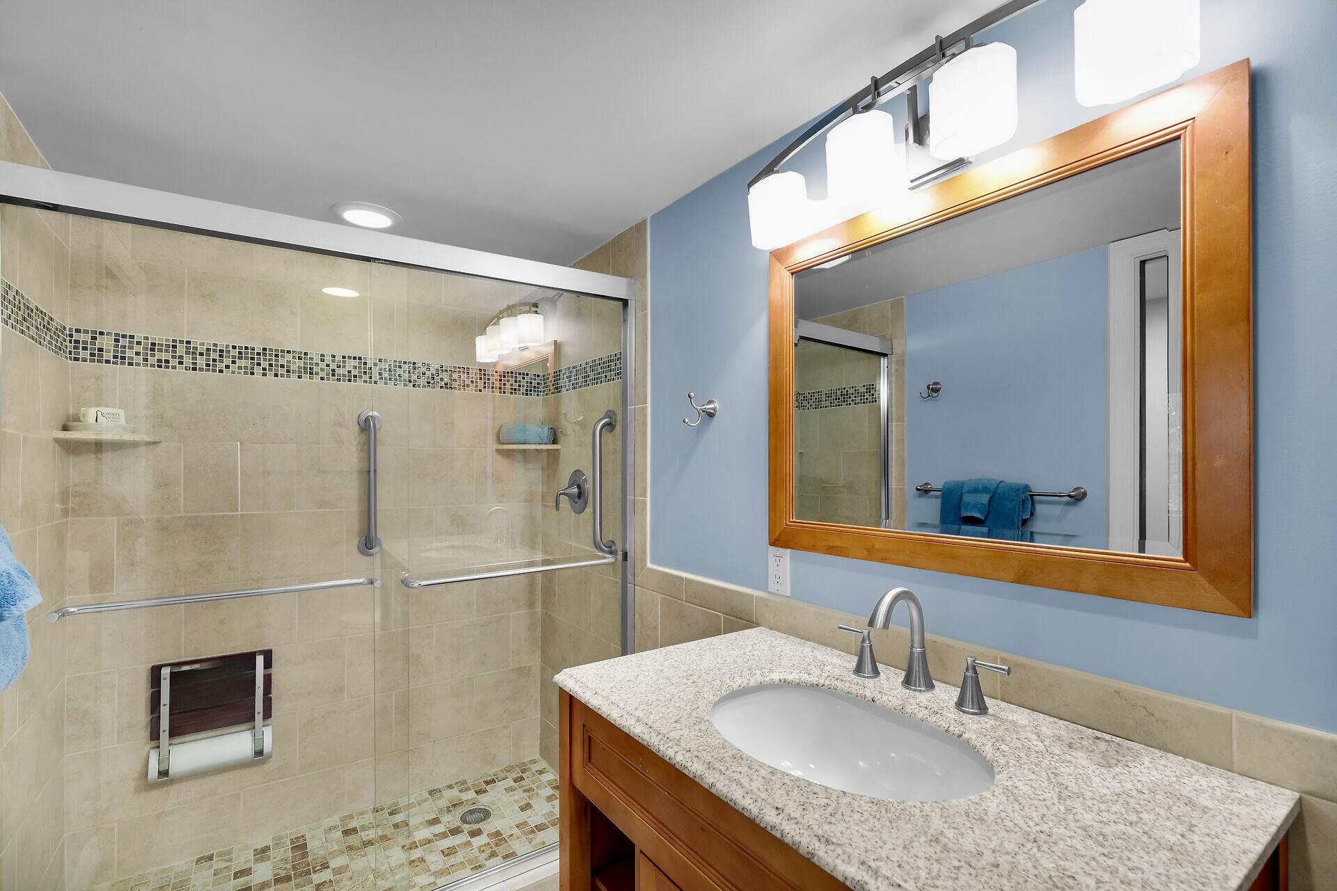 1901 S Roosevelt Boulevard 208e Property Photo 18