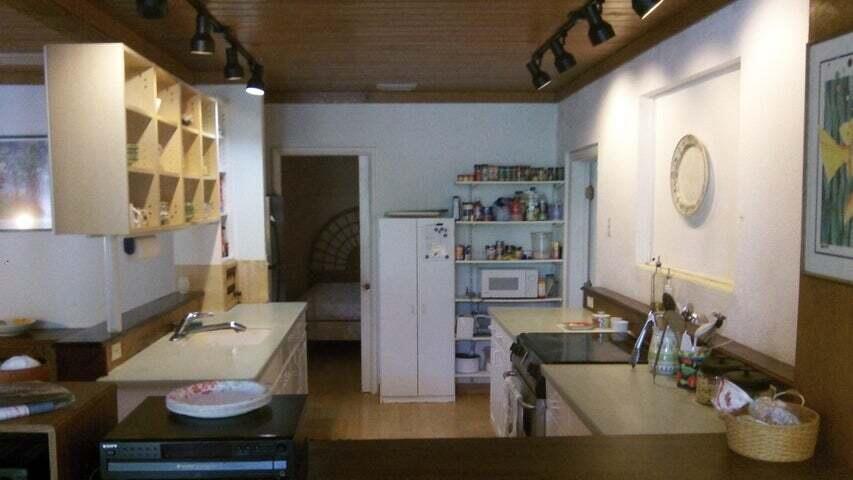 5 Hilton Haven Drive Property Photo 4