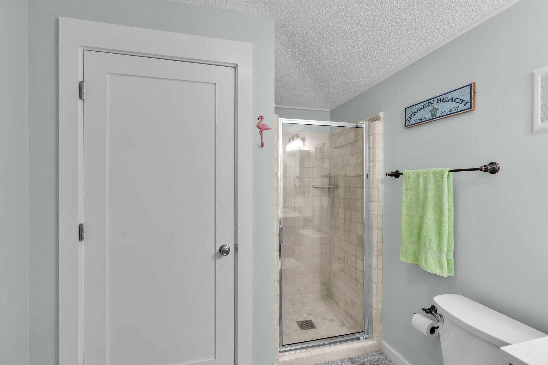 2911 Seidenberg Avenue Property Photo 19