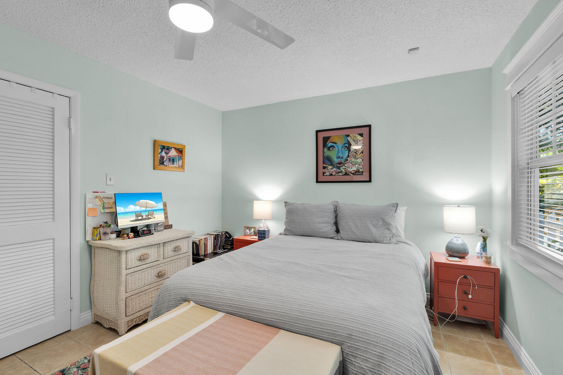 2911 Seidenberg Avenue Property Photo 23