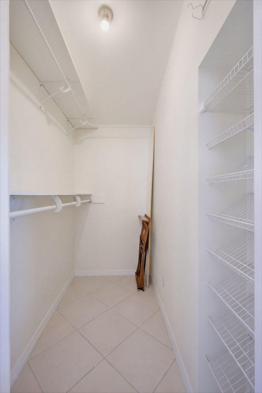 569 Pirates Road Property Photo 32