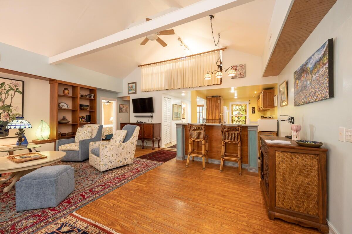 1212 Varela Street Property Photo 28