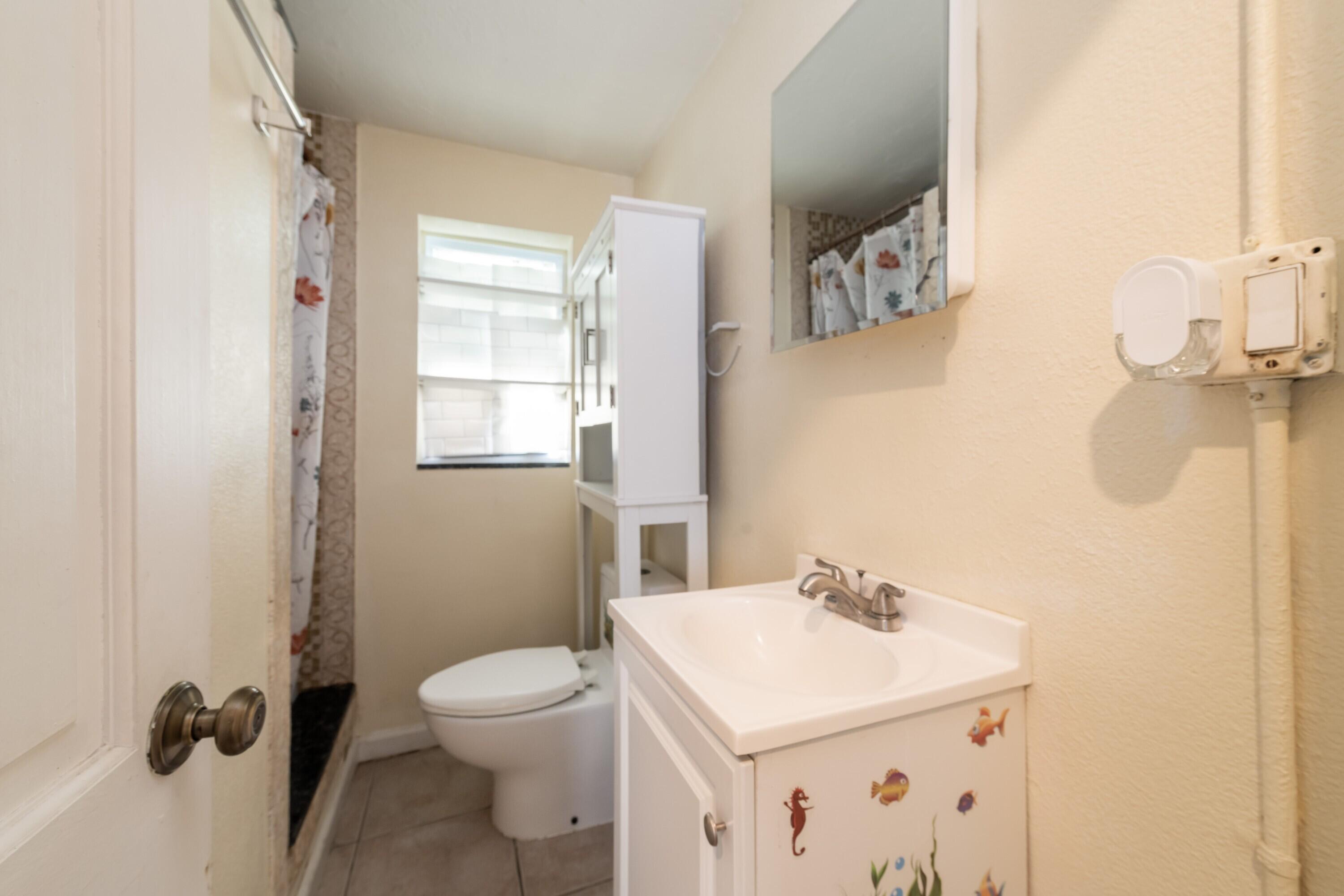 2401 Overseas Highway 10 Property Photo 17