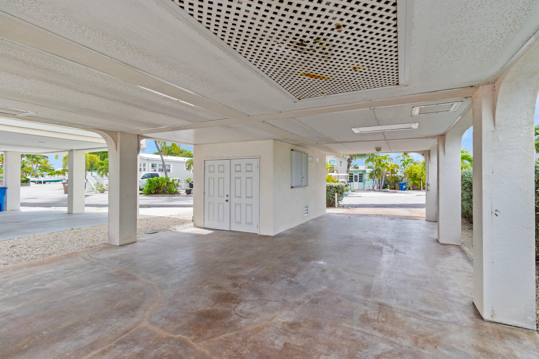 701 Spanish Main Drive 321 Property Photo 29