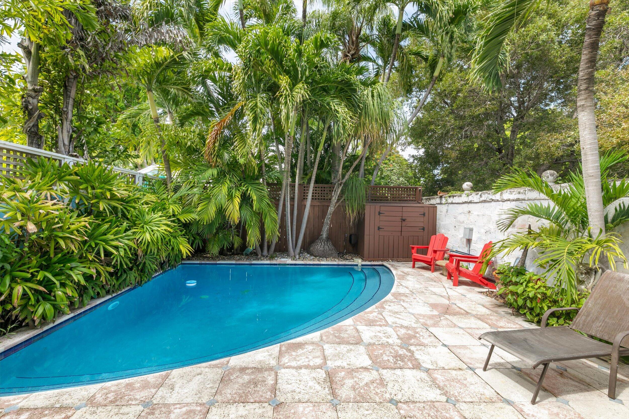 615 Amelia Street Property Photo 11
