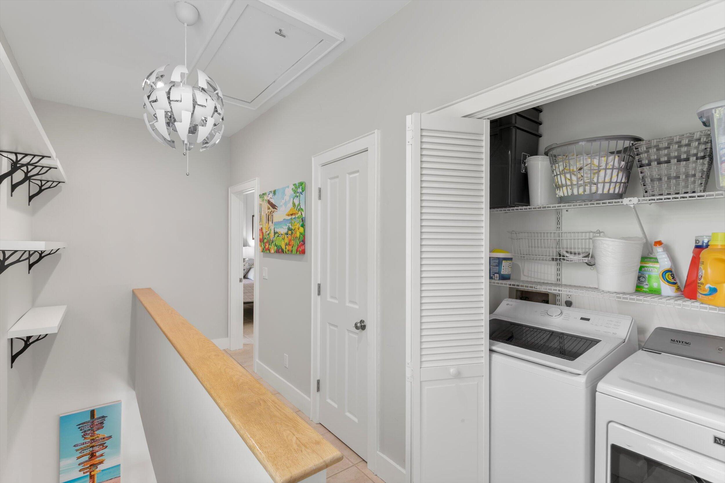 615 Amelia Street Property Photo 14