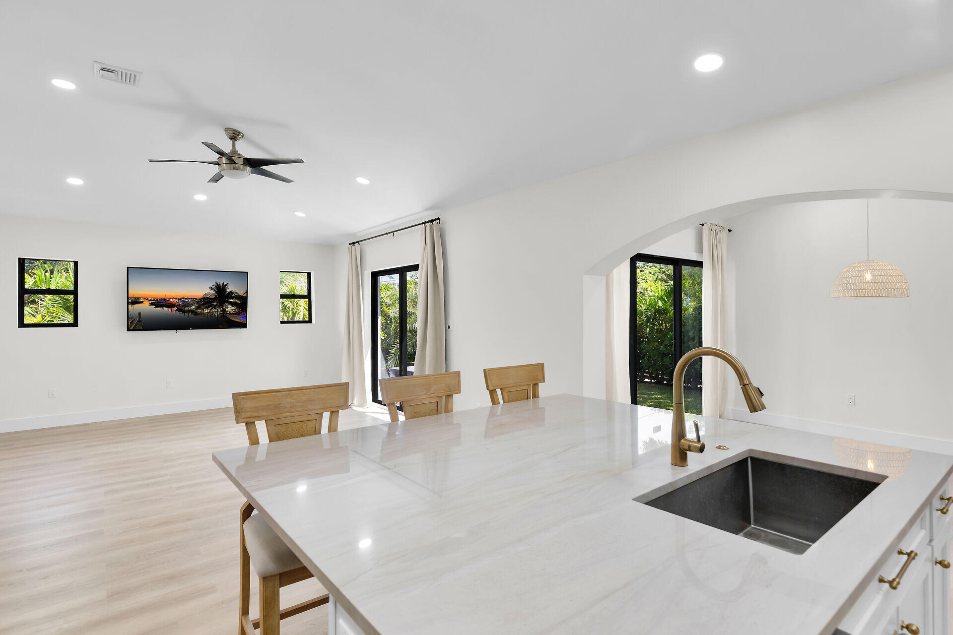 1423 Rose Street Property Photo 10