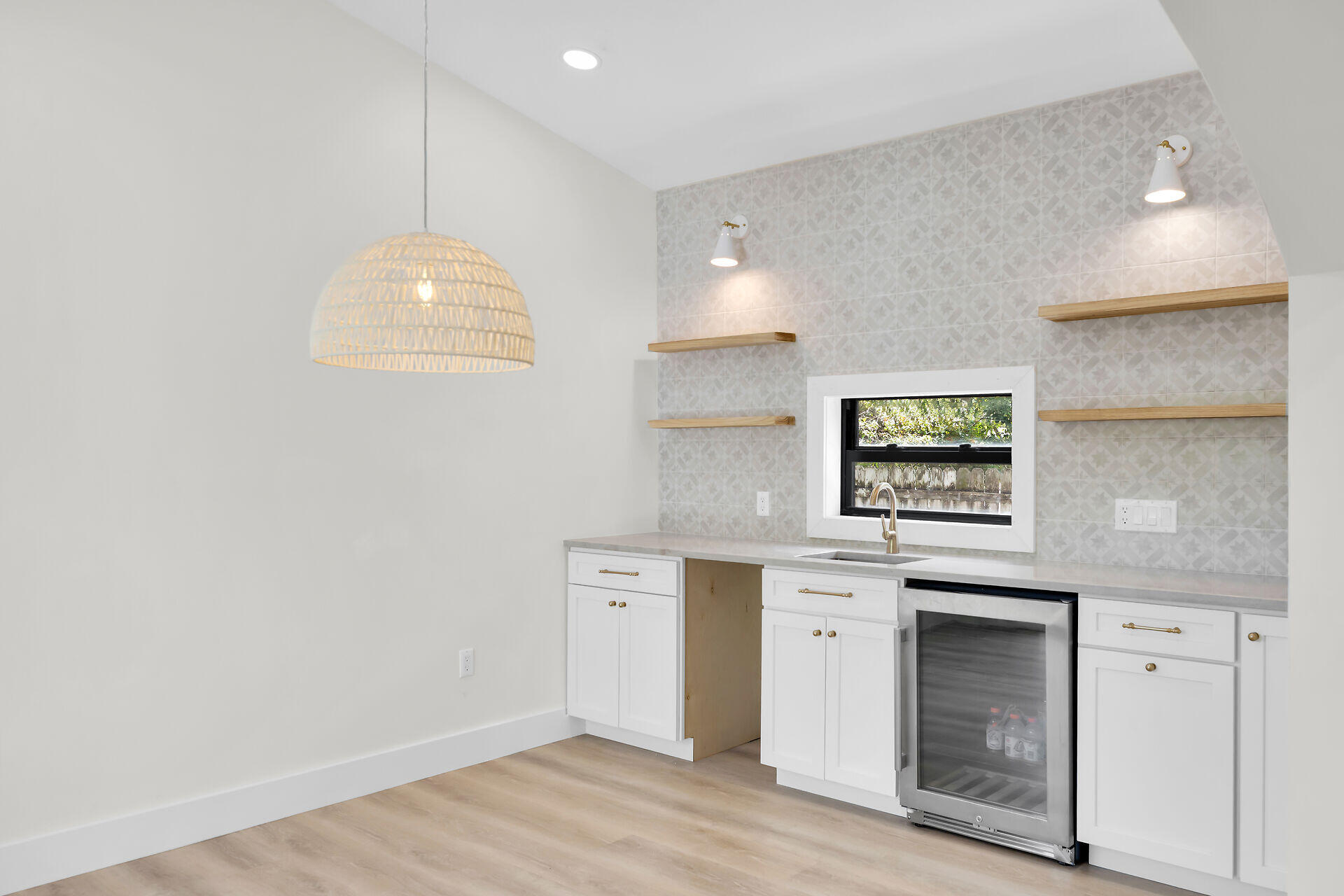 1423 Rose Street Property Photo 11