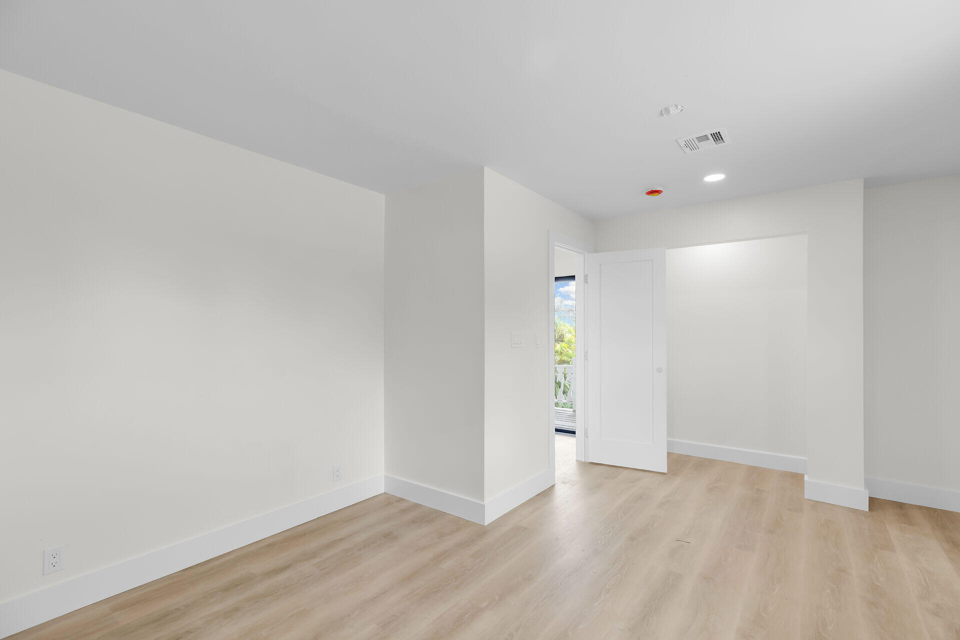 1423 Rose Street Property Photo 25