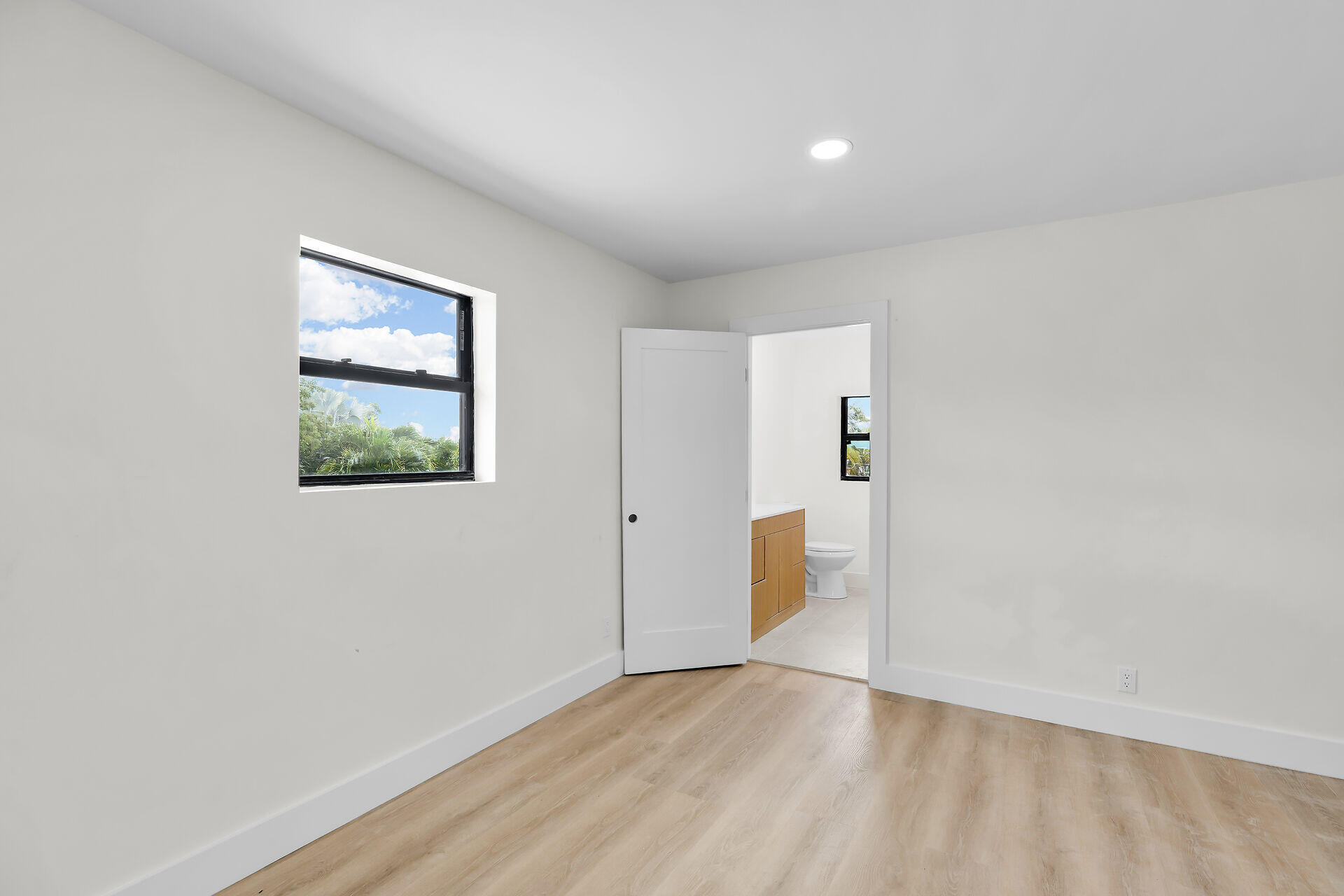 1423 Rose Street Property Photo 29