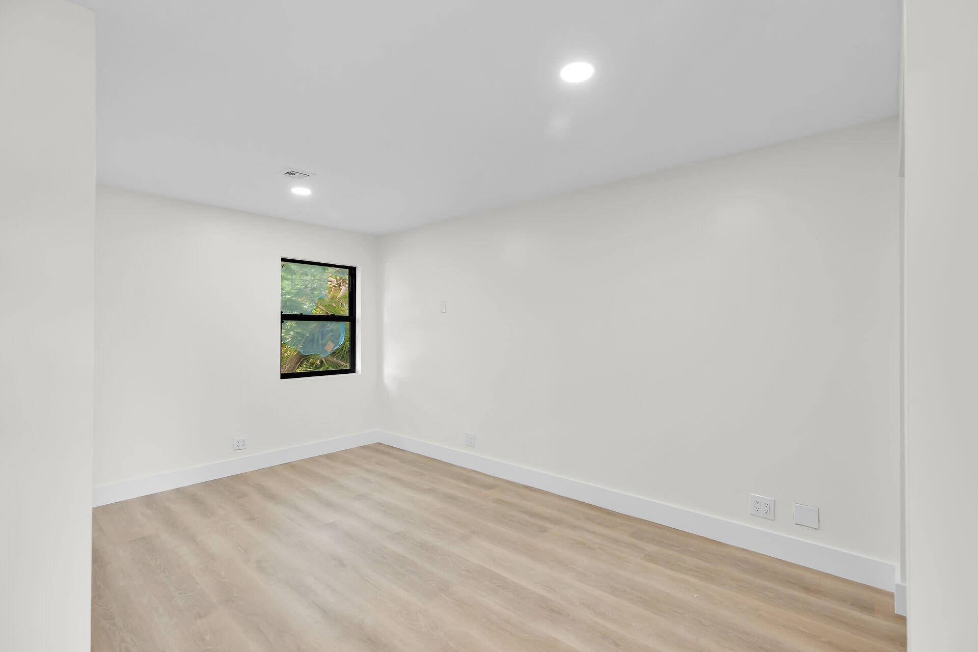 1423 Rose Street Property Photo 30