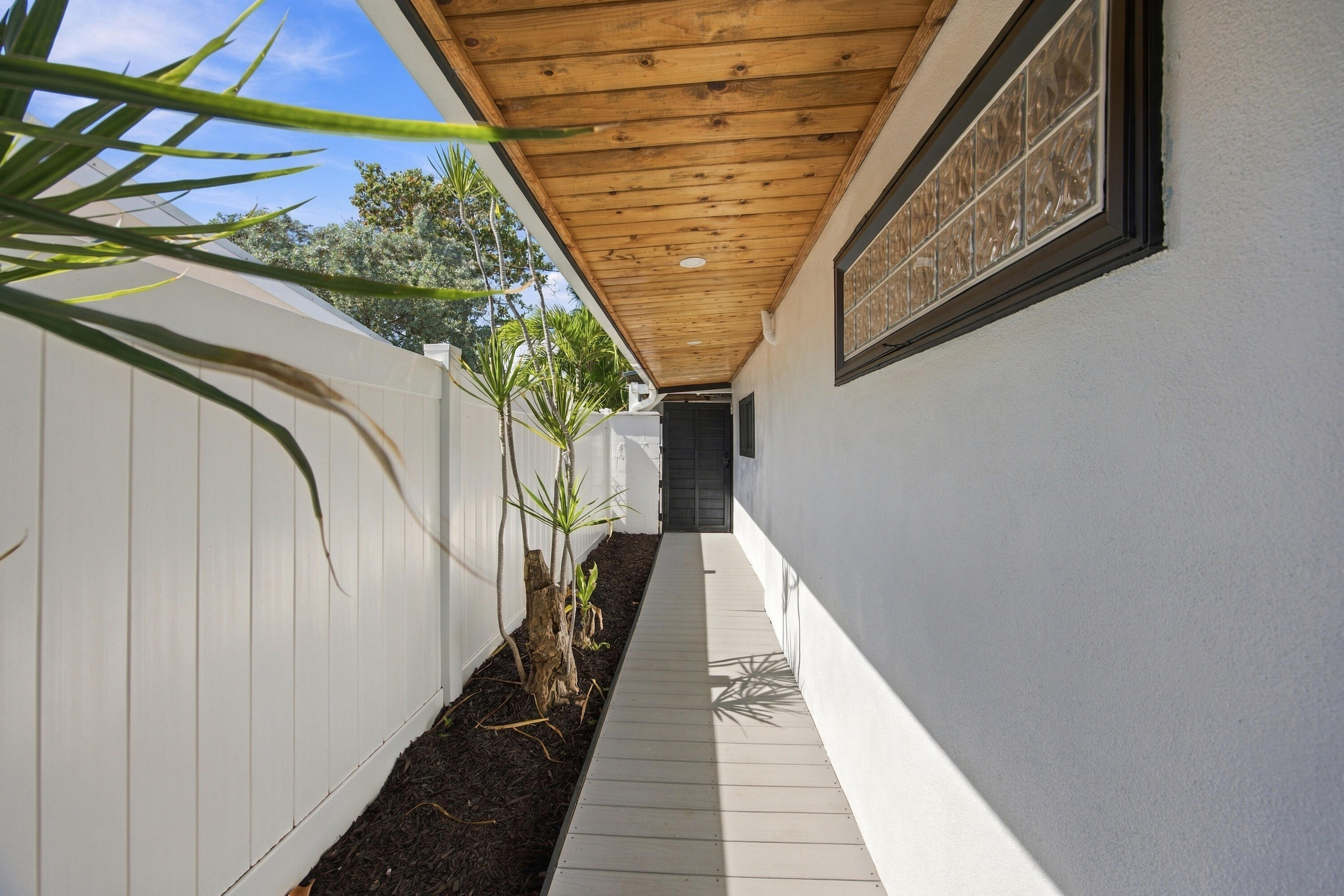 1221 Ashby Street Property Photo 43