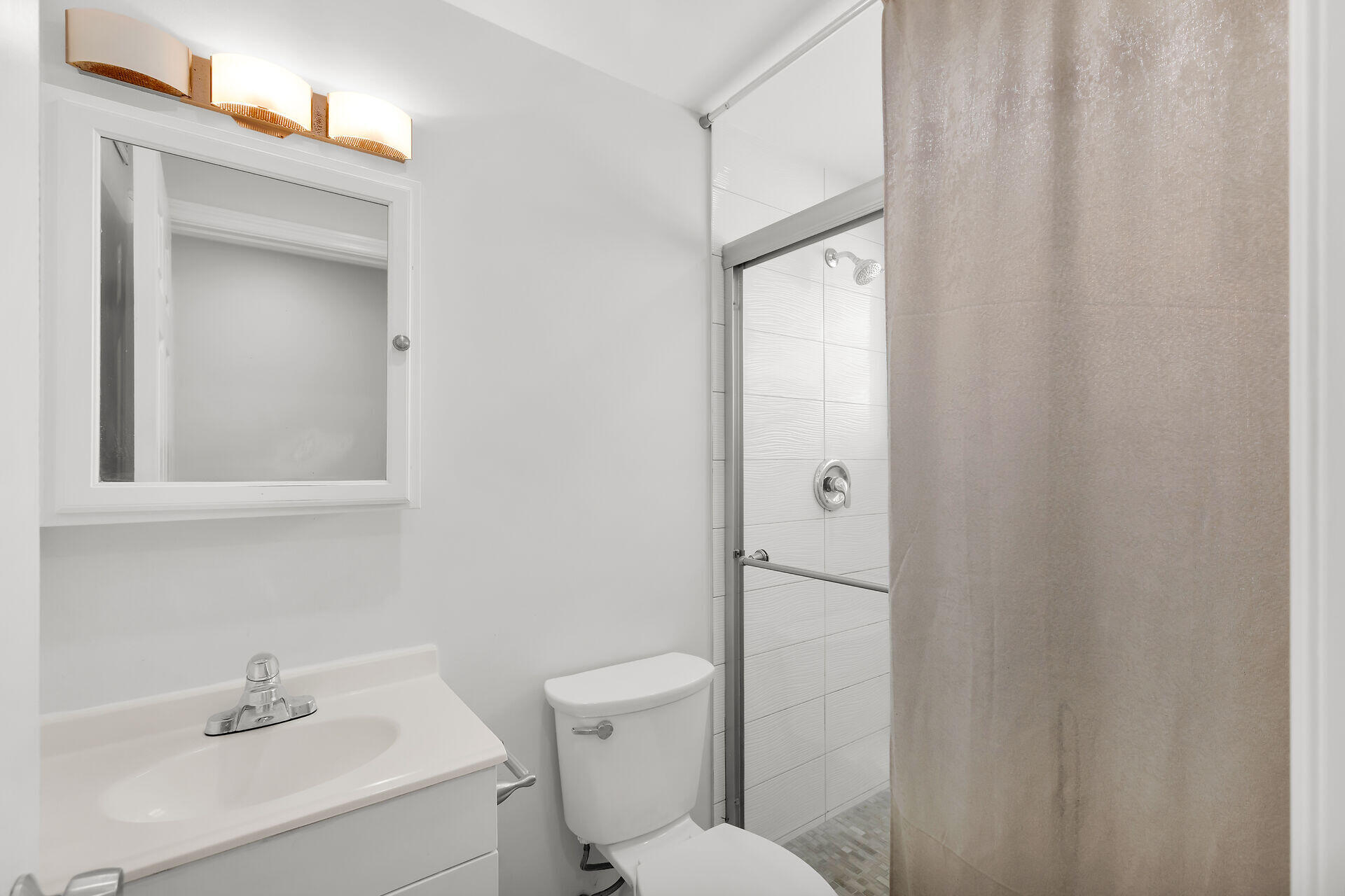6415 2nd Terrace Property Photo 30
