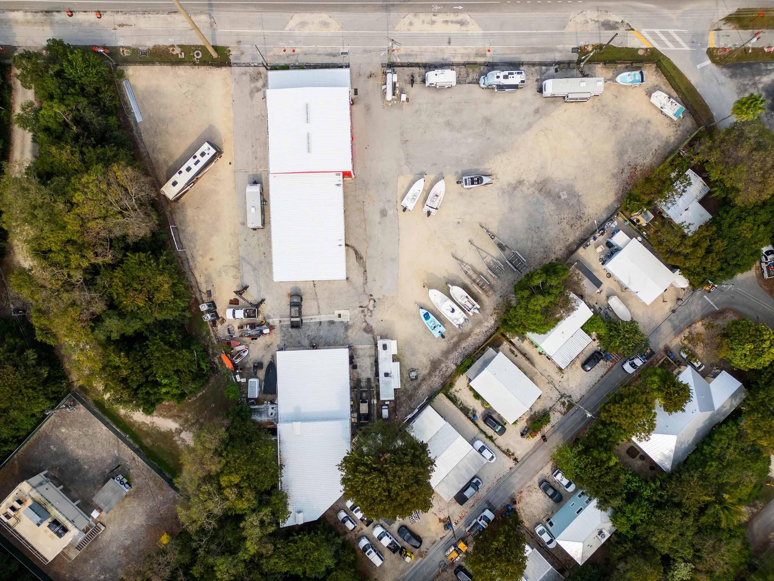 100099 Overseas Highway Property Photo 2