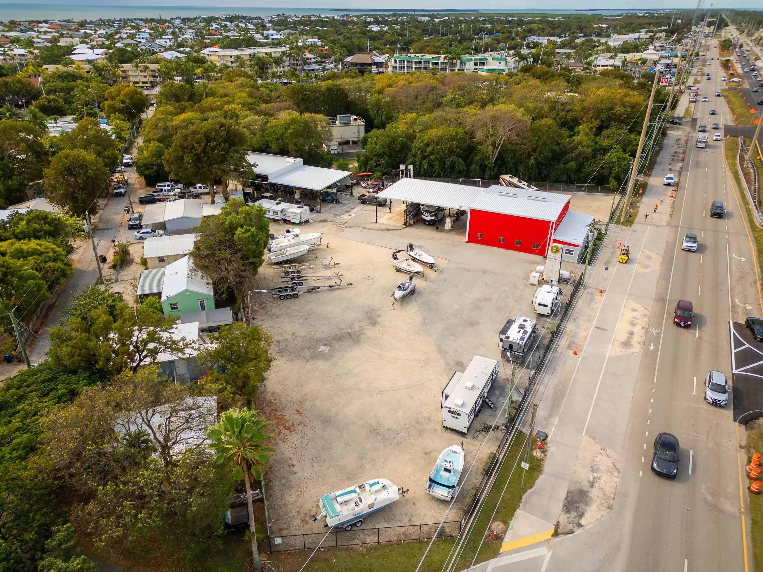 100099 Overseas Highway Property Photo 3