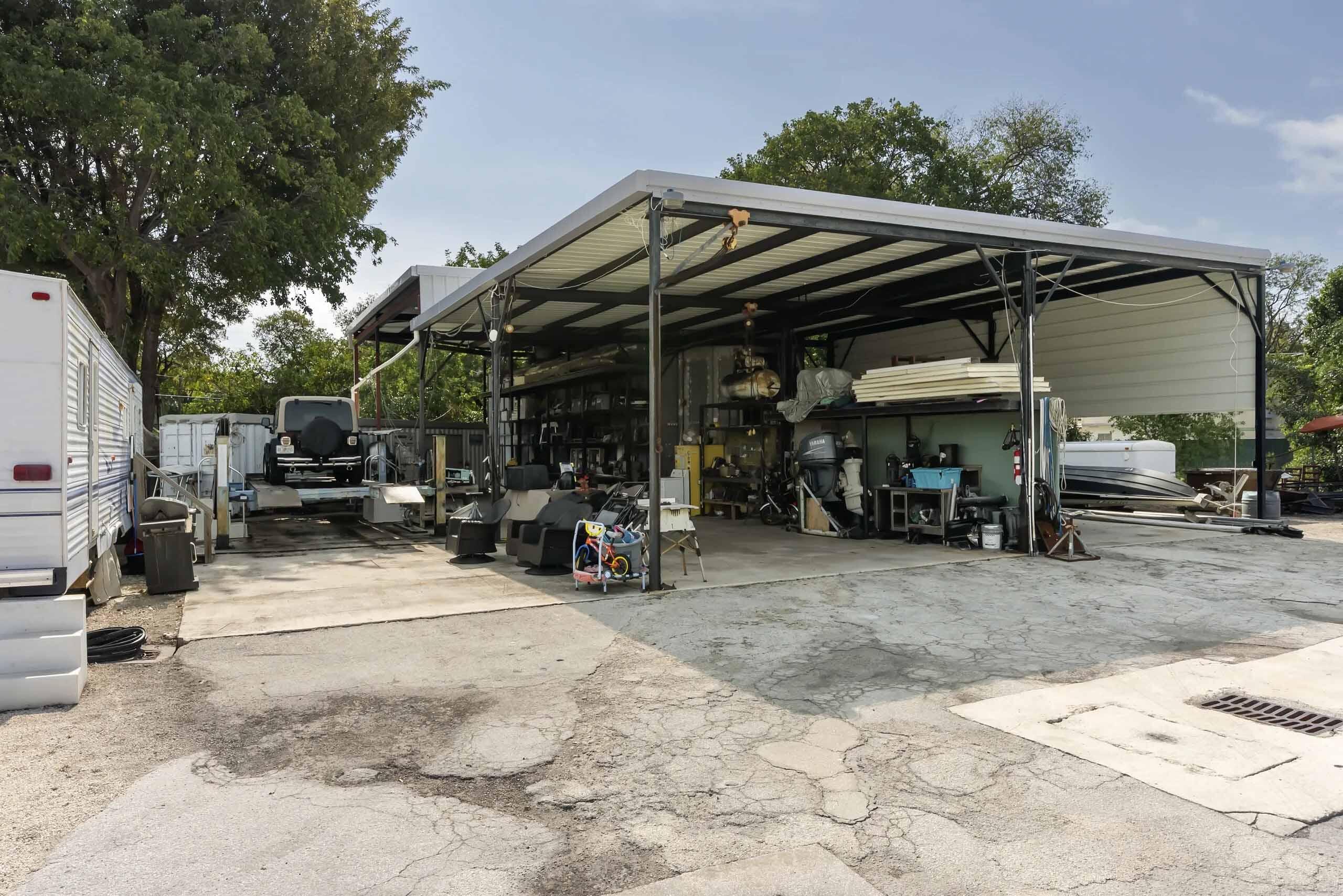 100099 Overseas Highway Property Photo 9