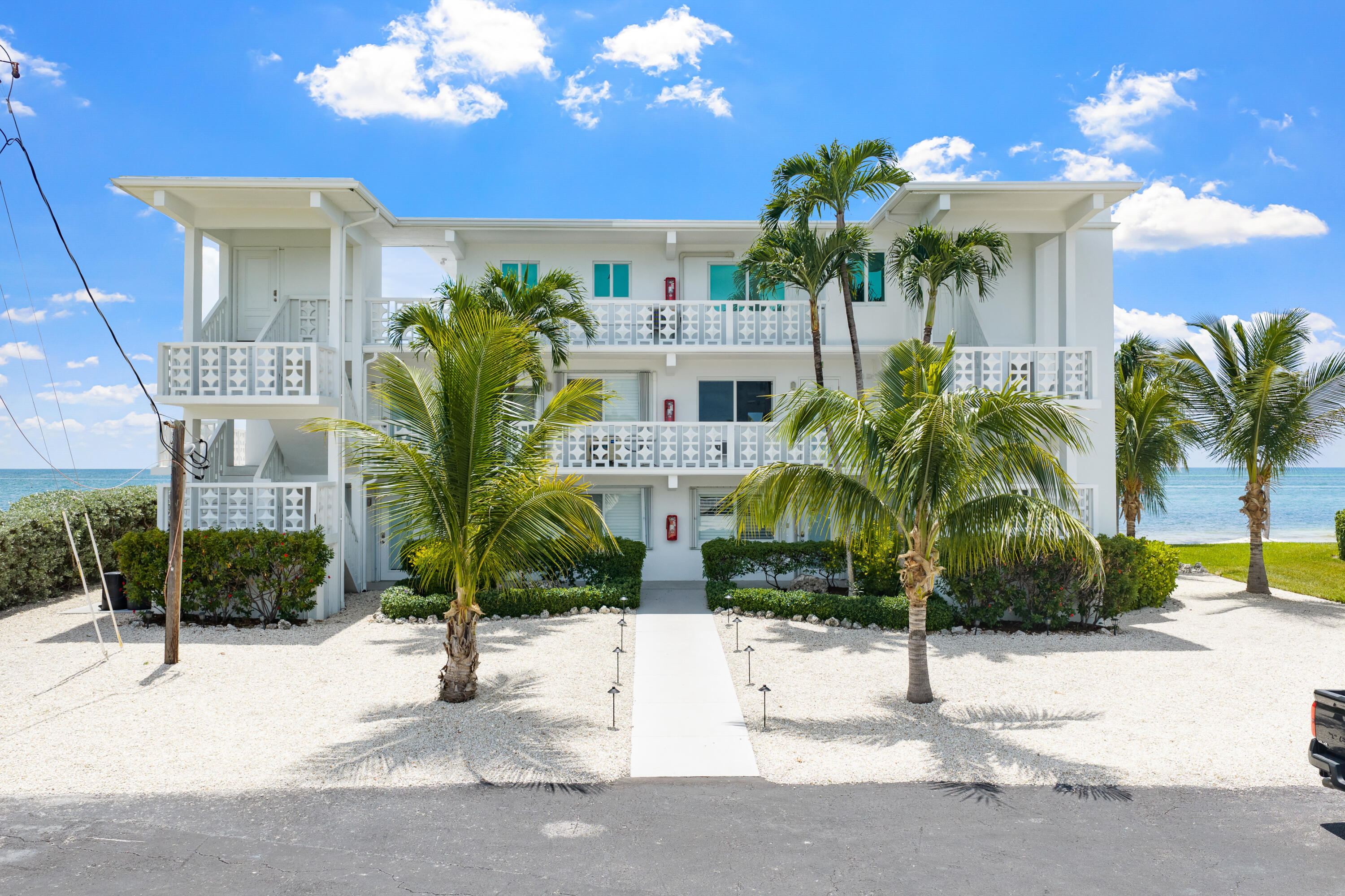 755 W Ocean Drive 7 Property Photo 26