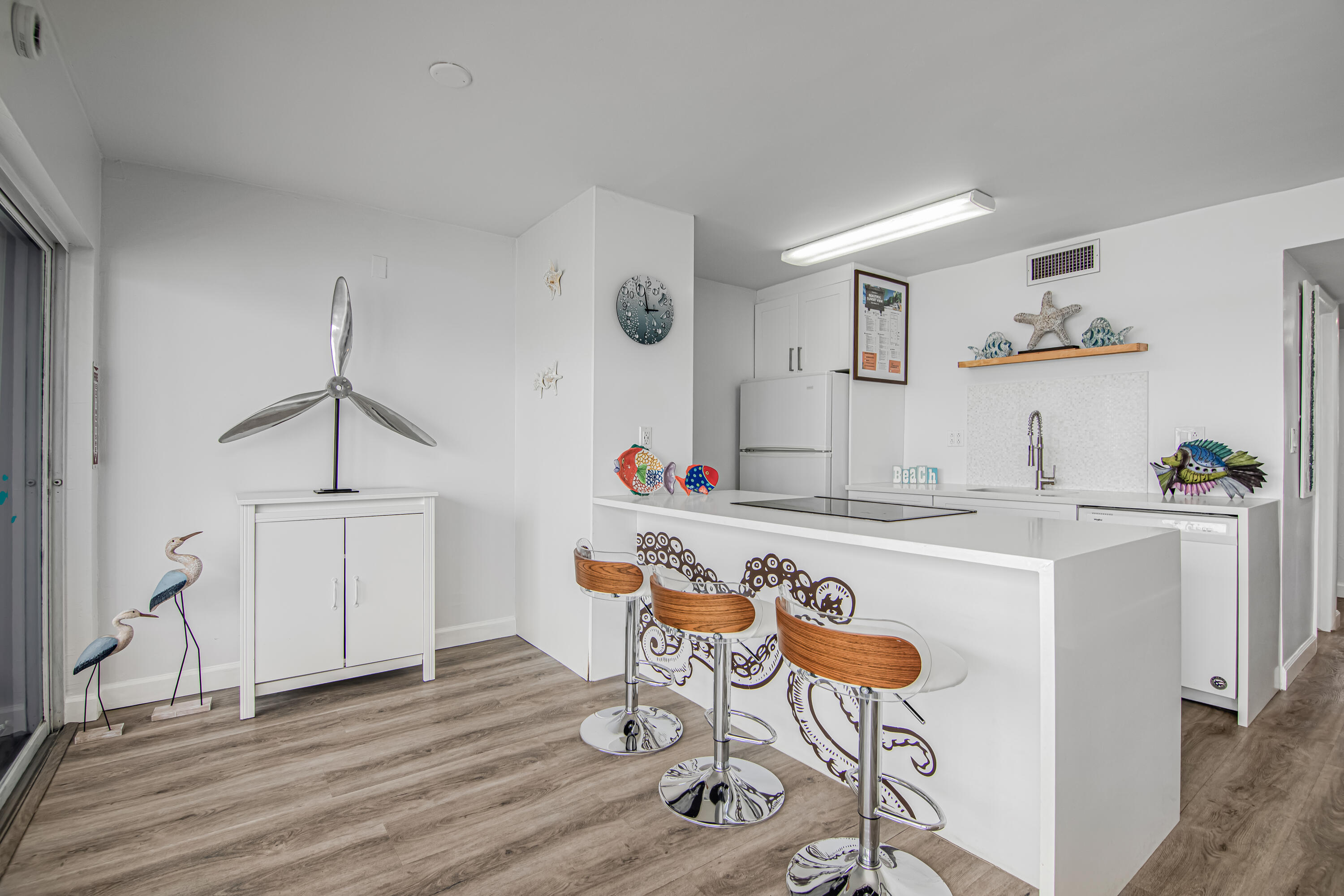 303 Sombrero Boulevard 207 Property Photo 5