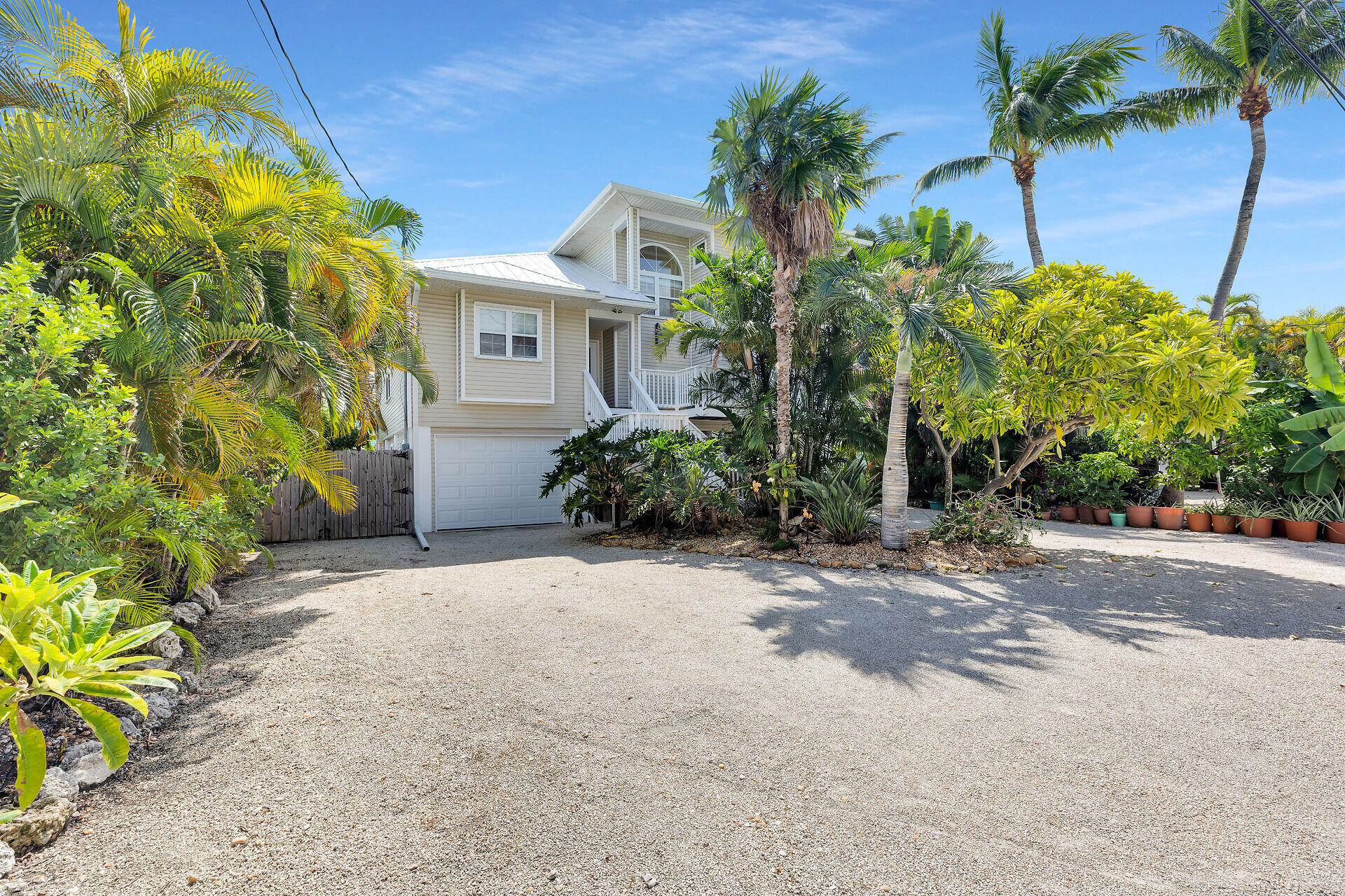 27416 Tobago Lane Property Photo 3