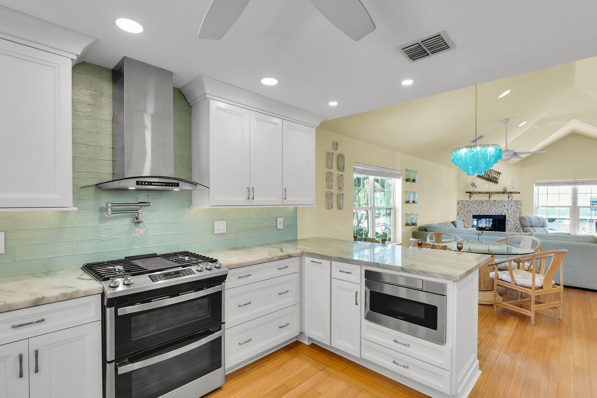 27416 Tobago Lane Property Photo 16