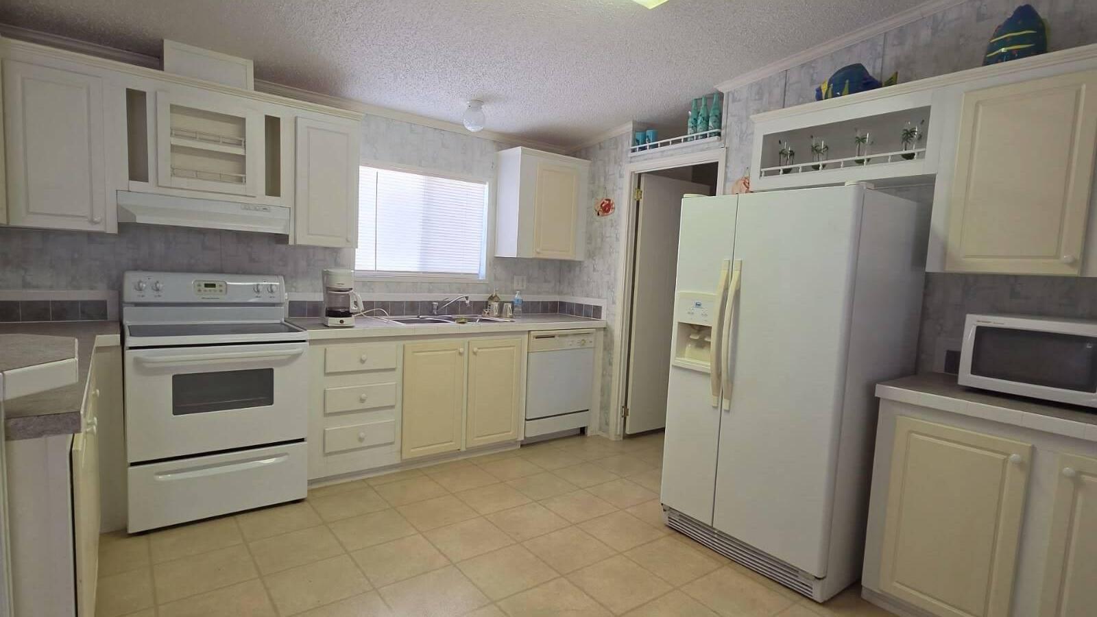 222 Cuba Road Property Photo 5