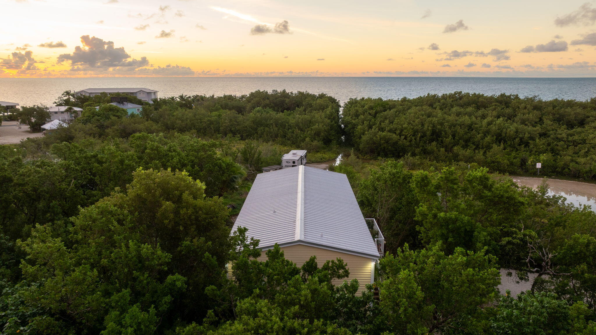 150 Sabal Avenue Property Photo 2