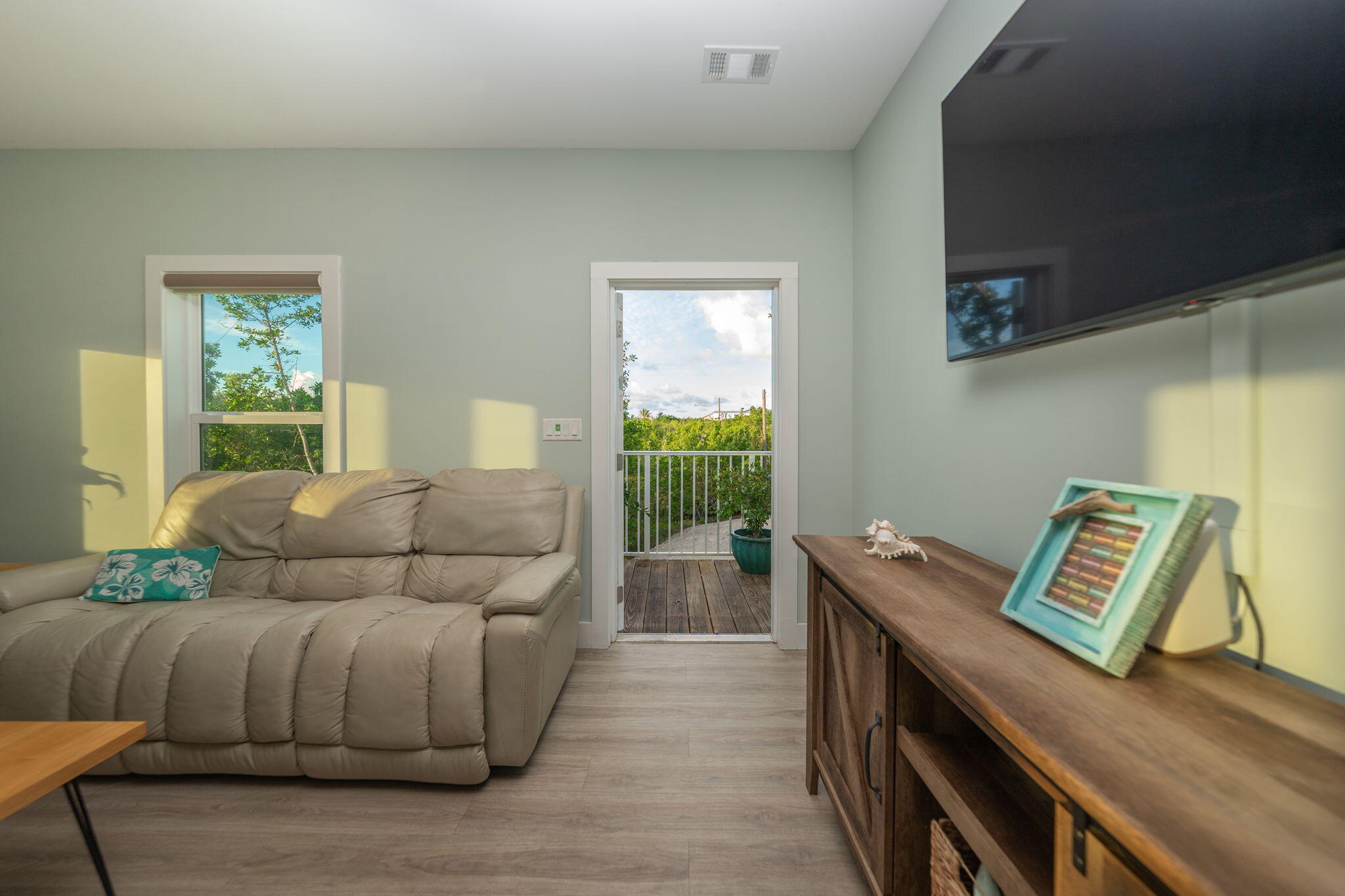 150 Sabal Avenue Property Photo 12