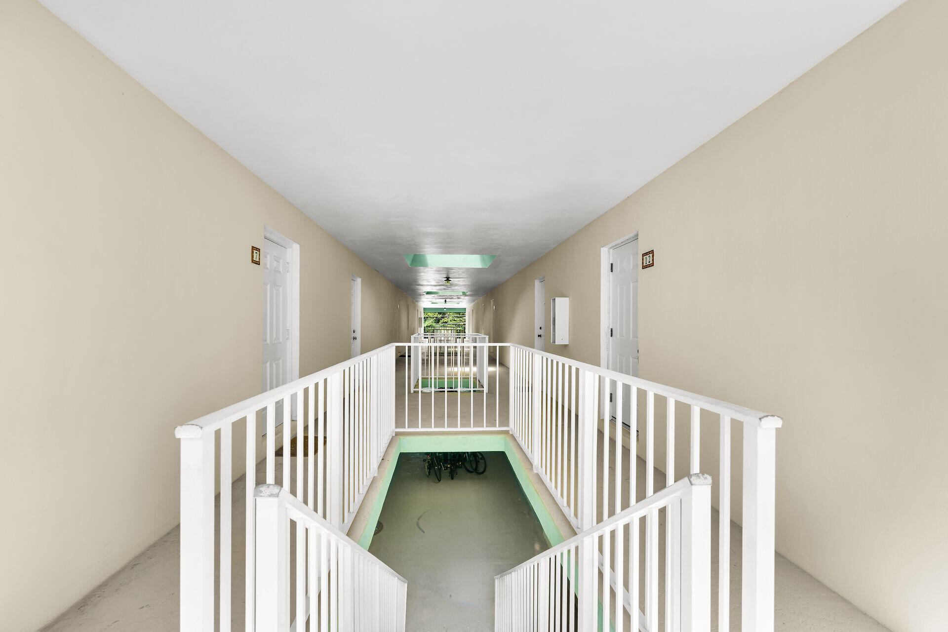 1129 Pebble Beach Lane Apt 11 Property Photo 16