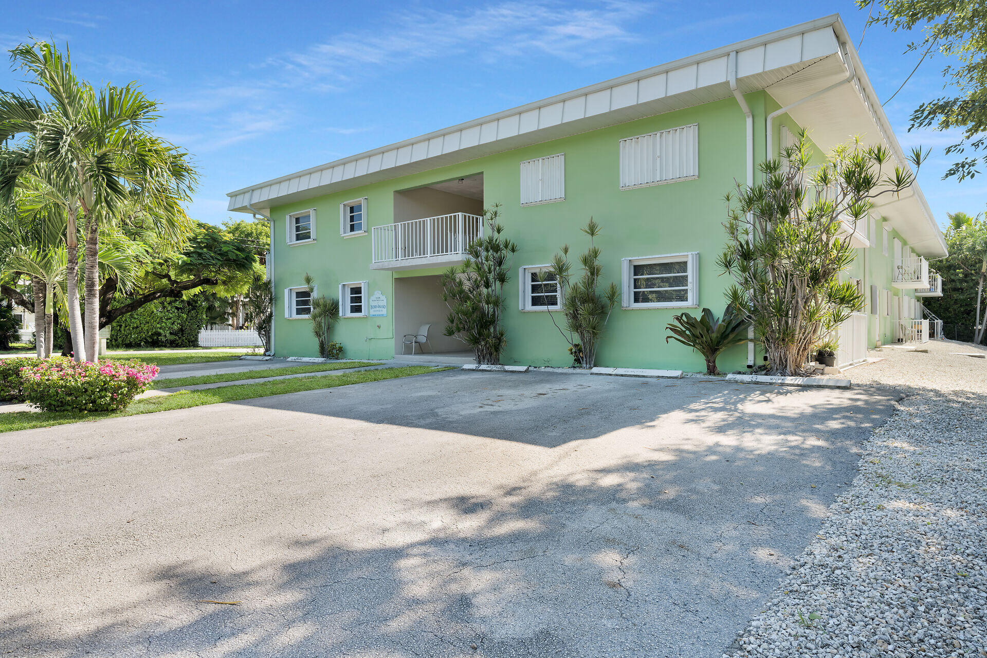 1129 Pebble Beach Lane Apt 11 Property Photo 18