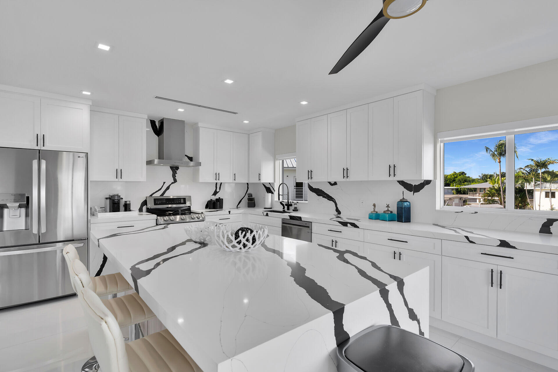 107 Azalea Street Property Photo 34