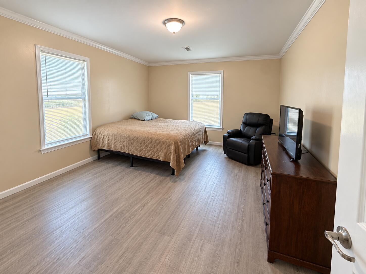 473 W 105th Street Ocean Property Photo 7