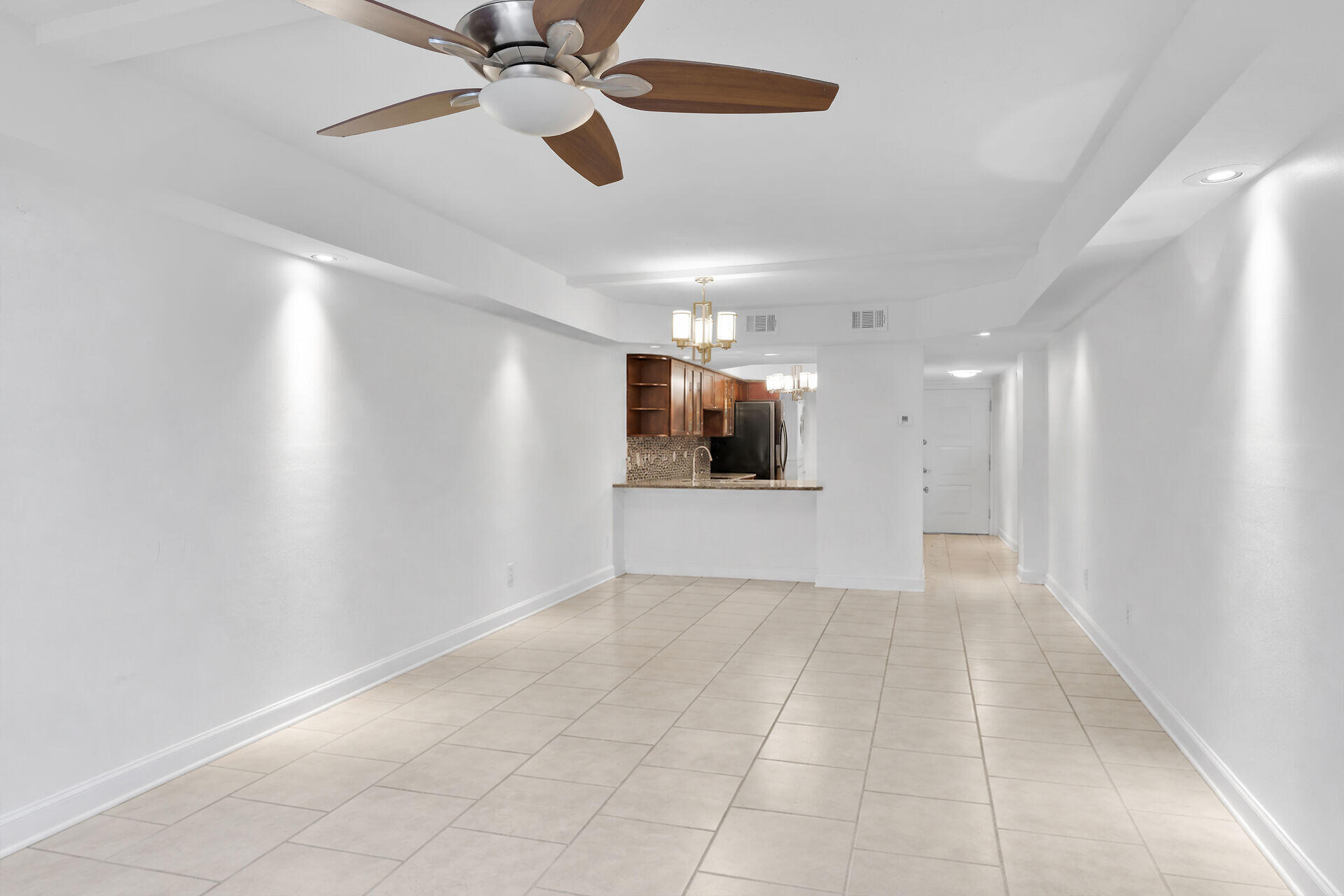 201 E Ocean Drive 312 Property Photo 12
