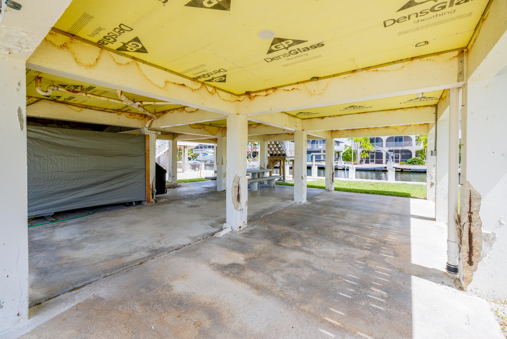 173 W Cahill Court Property Photo 41