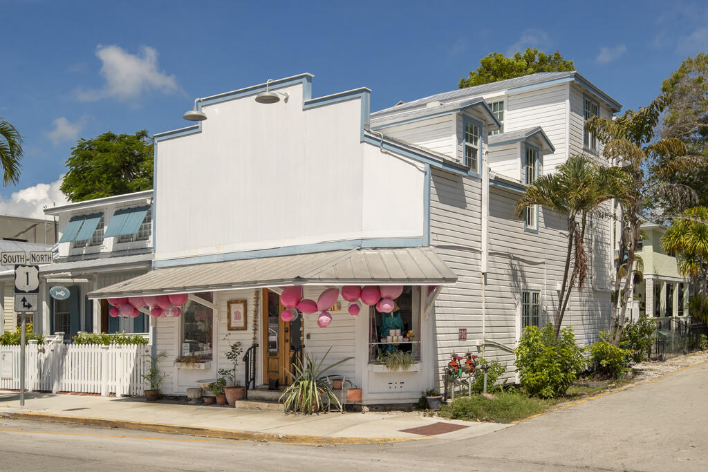 1011 Whitehead Street Property Photo 1
