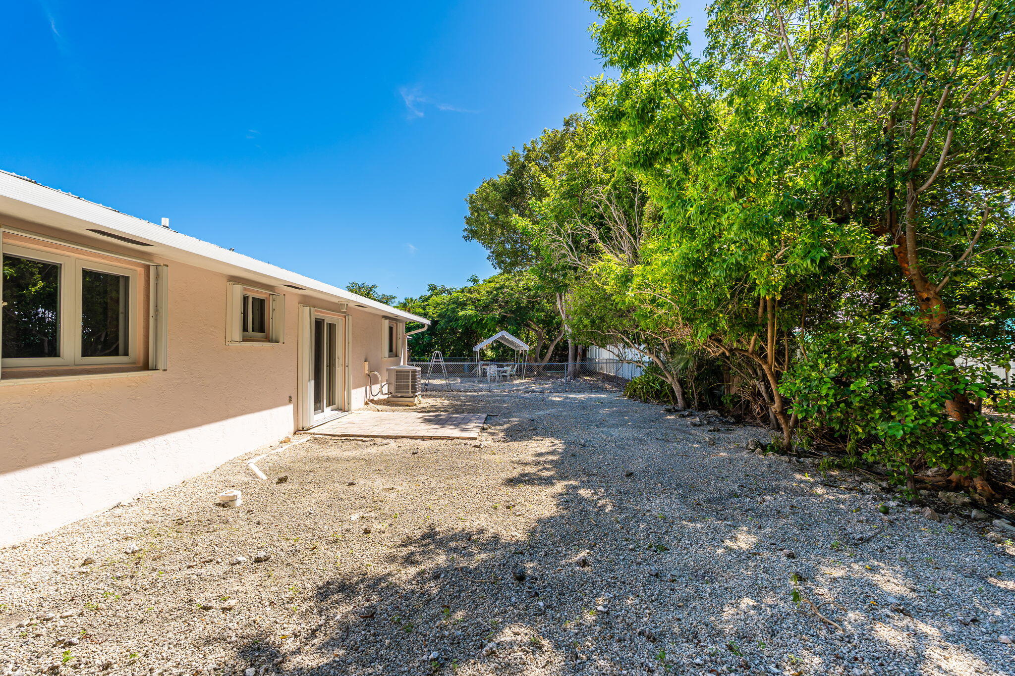 209 2nd Street Property Photo 6