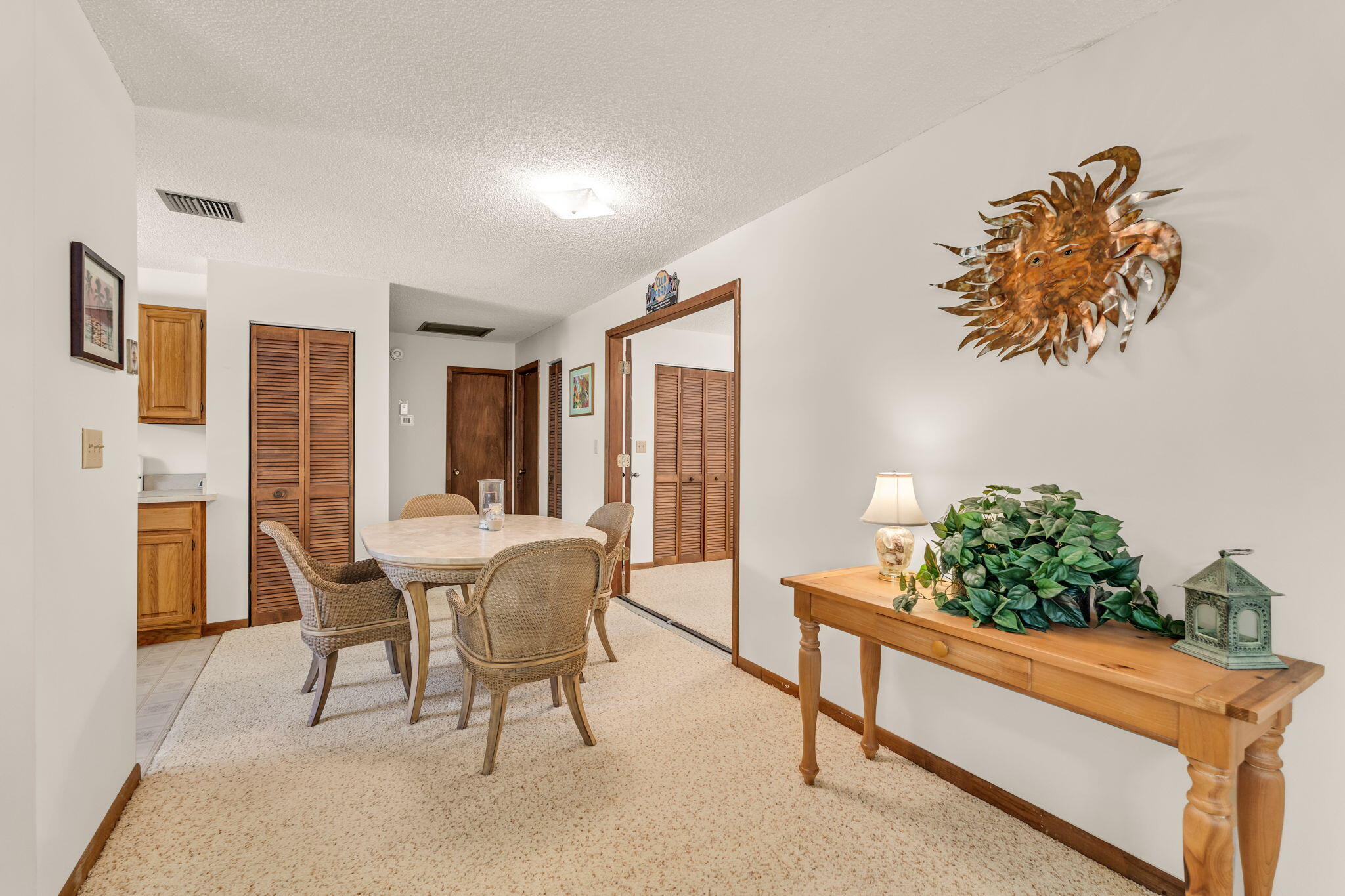 209 2nd Street Property Photo 9