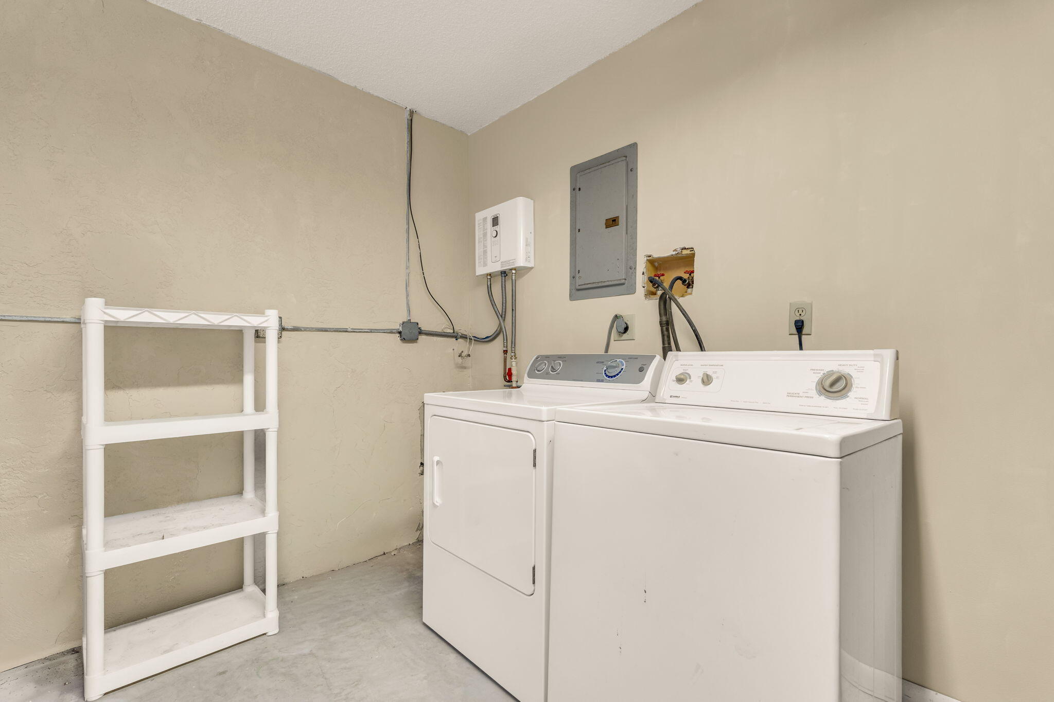 209 2nd Street Property Photo 43