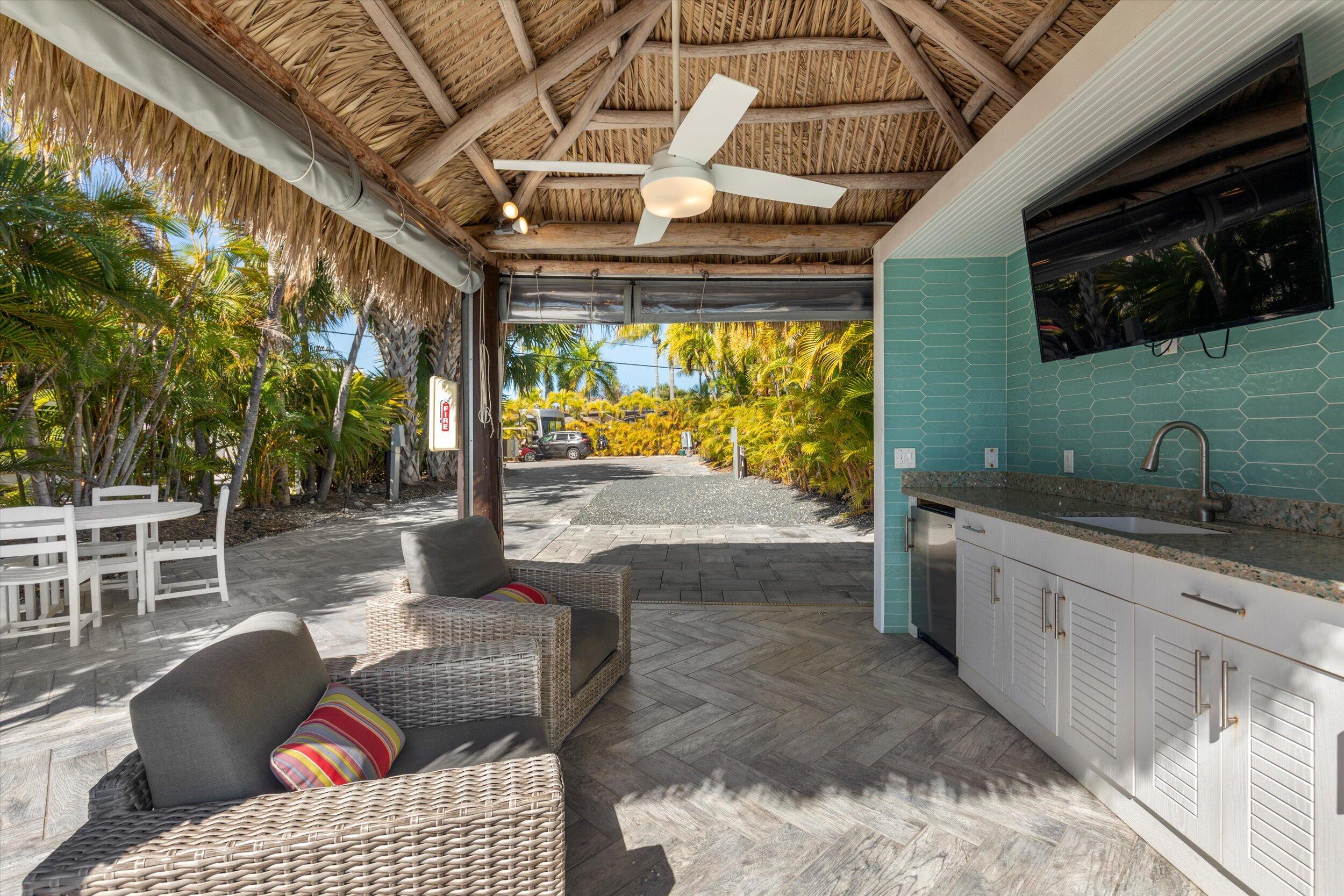 2950 Overseas Highway # 53 Property Photo 11