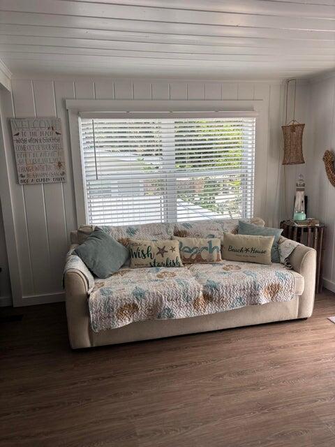 124 S Bay Harbor Drive Property Photo 7