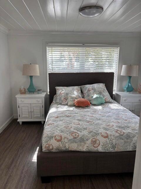 124 S Bay Harbor Drive Property Photo 11