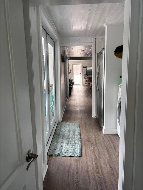 124 S Bay Harbor Drive Property Photo 19