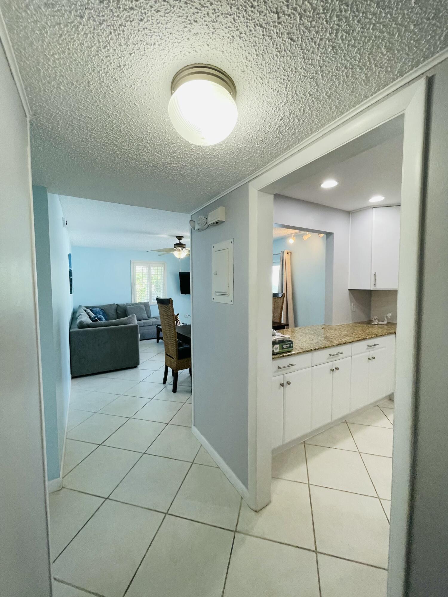 11 Sombrero Boulevard 12e Property Photo 3