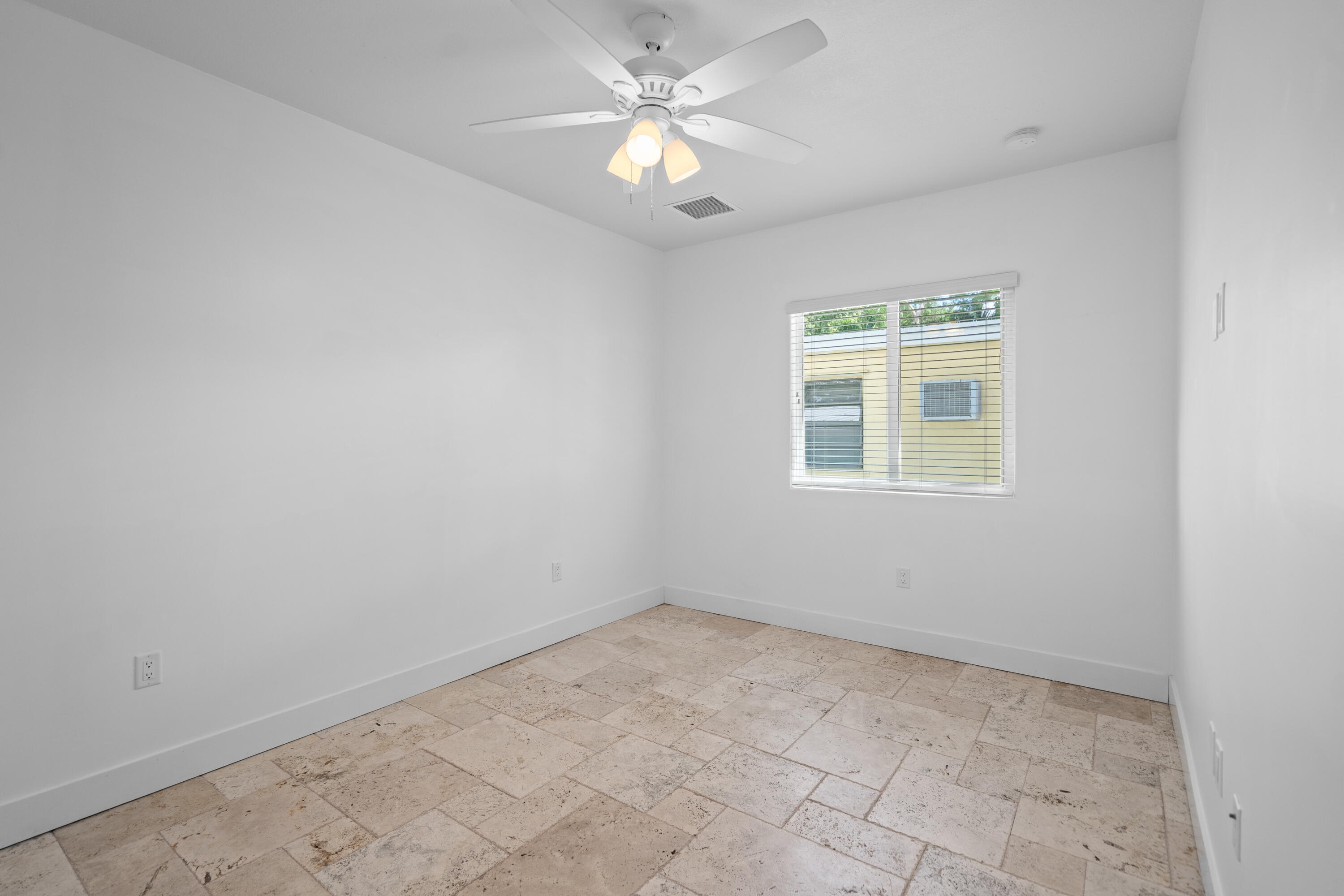 639 Cabrera Street Property Photo 20